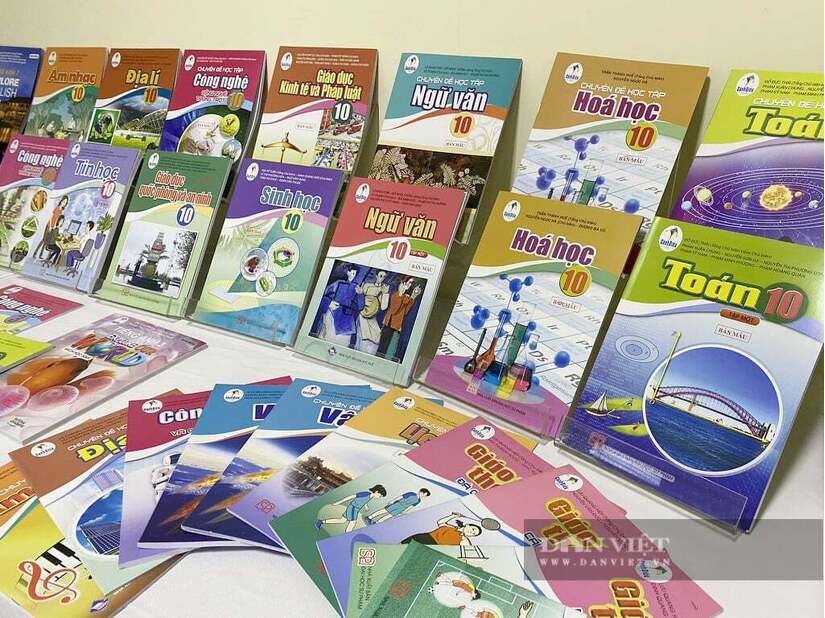 Chính phủ yêu cầu Bộ GDĐT: Từ năm 2026, sử dụng một bộ sách giáo khoa thống nhất toàn quốc
