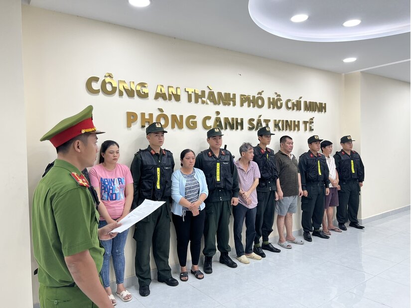 Công an TP.HCM triệt phá đường dây buôn lậu từ Trung Quốc qua cảng Cát Lái, bắt giữ 5 người
