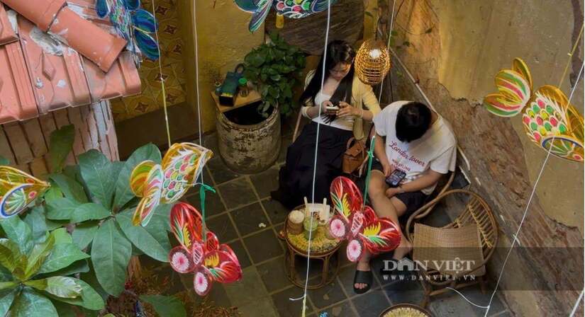 Quán cà phê "thay áo mới" trước thềm Trung thu, hút giới trẻ check-in