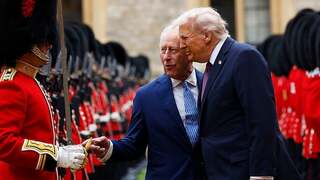 Sự thay đổi bất ngờ của ông Trump về Ukraine liên quan đến Vua Charles