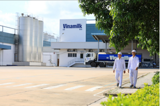 Vinamilk và bài học biến chi phí xanh thành sức mạnh thương hiệu