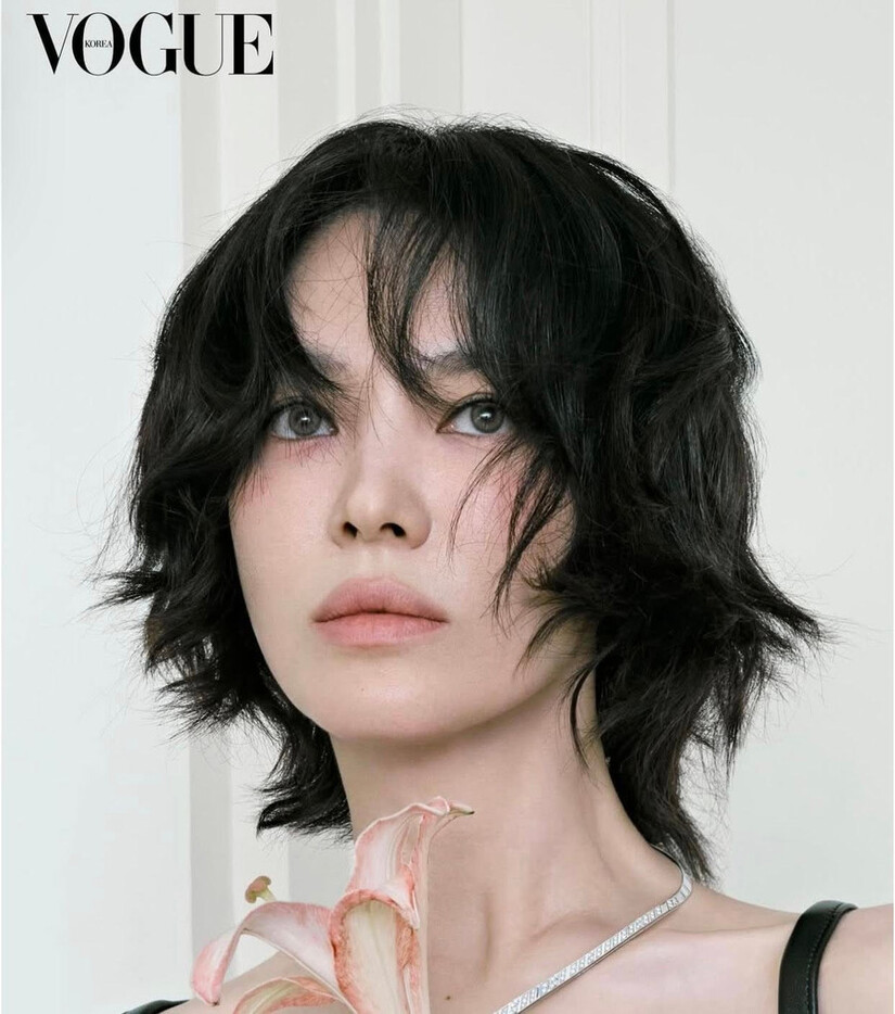 Hé lộ bí quyết sở hữu làn da không tuổi như 'nữ thần nhan sắc' Song Hye Kyo
