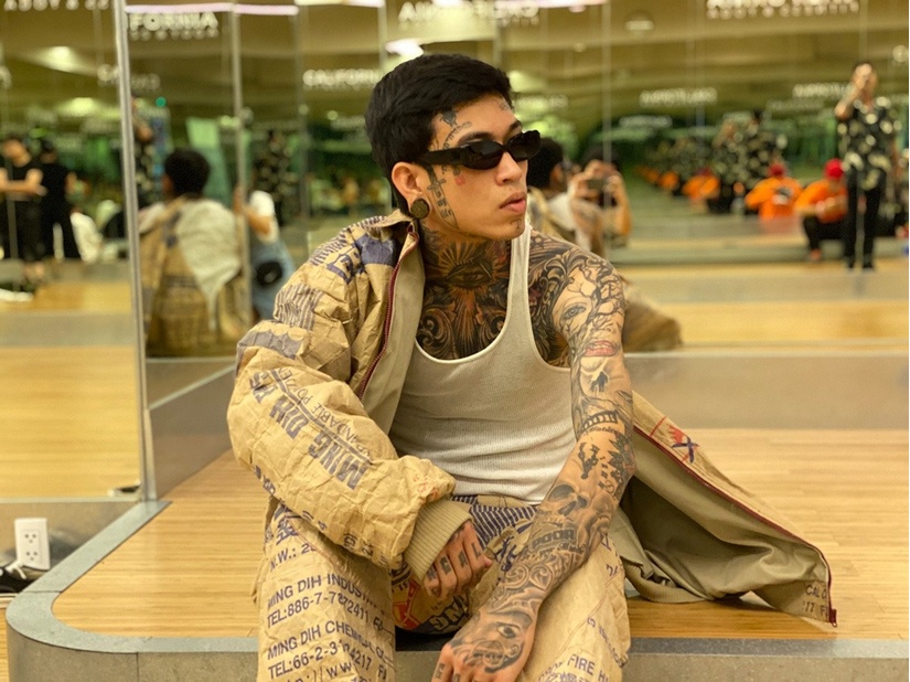 Dế Choắt đối đầu cả giới rap Việt