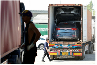 Hàn Quốc: Thị trường xe cũ hạ nhiệt cơn sốc thuế quan