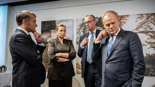 Châu Âu đang khốn đốn vì Nga