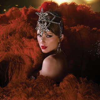 Taylor Swift khẳng định vị thế độc tôn