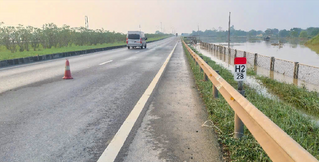 Cao tốc Hà Nội - Thái Nguyên: Nước rút, các phương tiện lưu thông bình thường