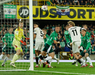 Pháp bị cầm hòa, Đức và Bỉ thắng nhọc ở vòng loại World Cup