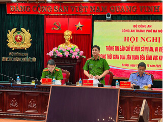 Triệt phá đường dây sản xuất, bán ra thị trường 20.000 bình nước Lavie giả