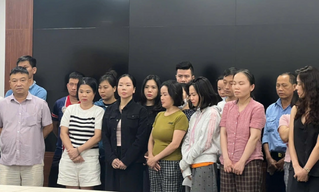 Đang chữa bệnh tâm thần, cặp vợ chồng vẫn đánh bạc tiền tỷ trong khách sạn Pullman Hà Nội, rủ cả bác sĩ dự tiệc ma túy