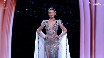 Yến Nhi bùng nổ tại Miss Grand International 2025 với thành tích top 8 đầu tiên
