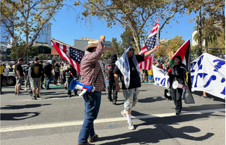 2.600 cuộc biểu tình chống chính quyền Trump bùng nổ, người biểu tình có thể bị giám sát bằng công nghệ cao