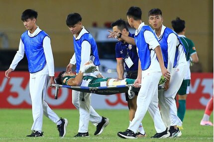 Đã có kết quả chụp MRI chấn thương của thủ môn Bùi Tiến Dũng: Chia tay V.League 2025/2026?