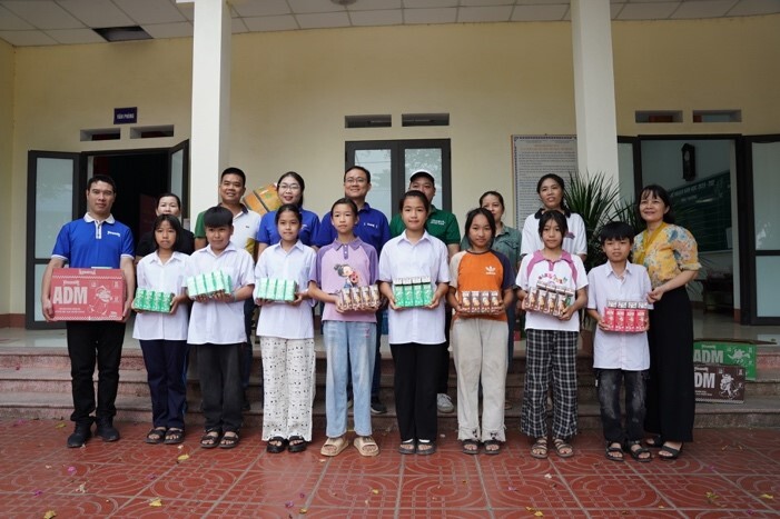 Vinamilk cùng cộng đồng viết tiếp hành trình sẻ chia