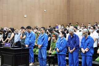 “Lao động tự do” đánh bạc hơn 16 triệu USD tại khách sạn Pullman khai do “không biết vi phạm pháp luật”