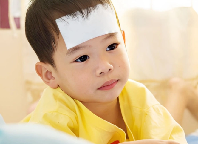 38 độ có sốt không? Hướng dẫn cách hạ sốt an toàn tại nhà