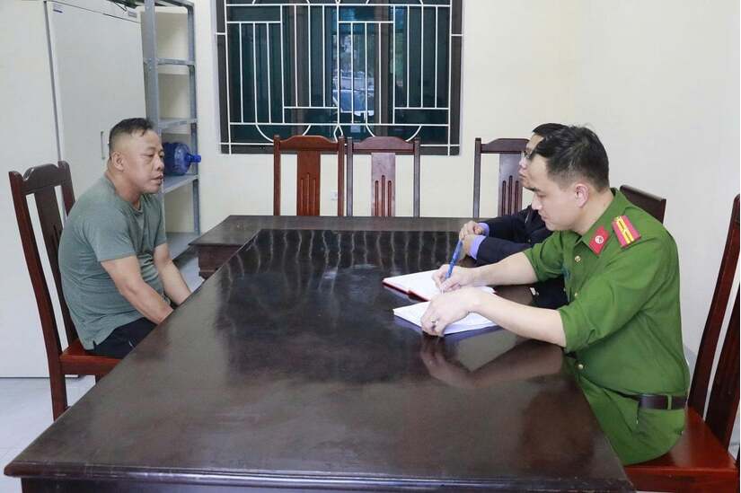 Lập sới ở gia đình có đám tang để đánh bạc, nhóm đối tượng bị công an Nghệ An bắt giữ