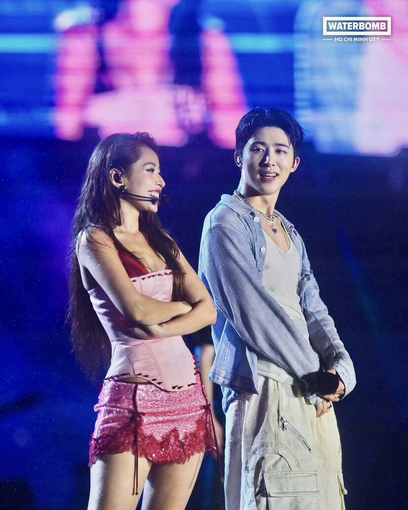 Màn biểu diễn của Chi Pu và nam thần tượng Hàn "gây sốt" mạng xã hội