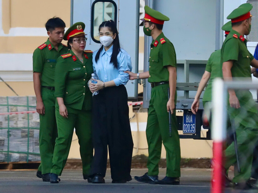 An ninh nghiêm ngặt tại phiên xét xử hoa hậu Thùy Tiên, Quang Linh Vlogs, Hằng Du Mục