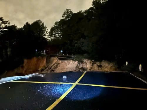 Đèo Mimosa ở Lâm Đồng đứt gãy hoàn toàn