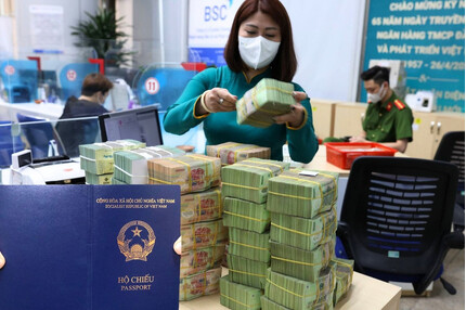Dừng giao dịch ngân hàng bằng hộ chiếu từ 1/1/2026