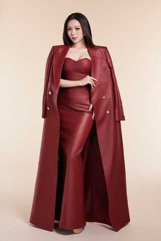 Hoa hậu Kiều Duy đọc tục ngữ Việt Nam tại bán kết Miss International 2025