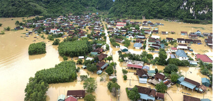 Mưa lũ gây tổn thất hàng chục nghìn tỷ đồng ở nhiều tỉnh miền Trung