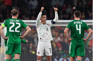 FIFA có thể bị kiện vì 'ưu ái' Ronaldo