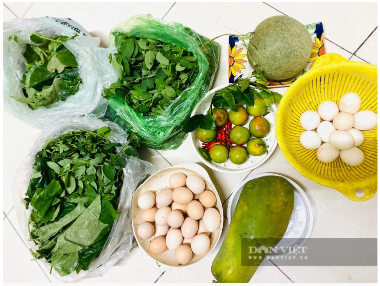 Hà Nội: Rau tăng giá phi mã, nhiều gia đình “xin viện trợ” từ người thân ở quê