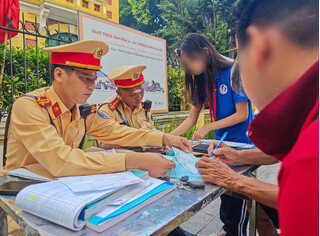 Danh sách hơn 3.000 học sinh vi phạm giao thông gửi đến Sở GD&ĐT Hà Nội