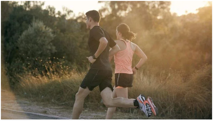 “Check-in” chạy bộ để khỏi bị phạt: Trào lưu mới ở công ty khiến bác sĩ phải lên tiếng