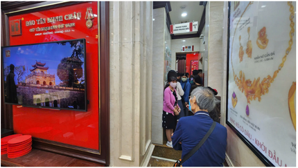 Giá vàng hôm nay mới nhất (4/12) tiếp đà 