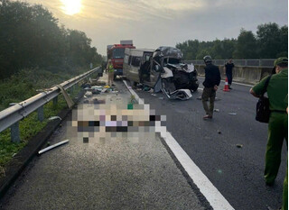 Tai nạn trên cao tốc Đà Nẵng - Quảng Ngãi, 13 người thương vong