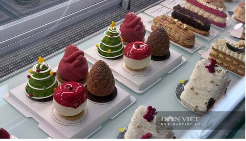 Độc đáo thị trường bánh ngọt mùa Giáng sinh 2025