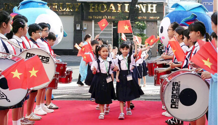 Phụ huynh TPHCM Không cần nộp giấy tờ khi tuyển sinh đầu cấp nếu đã có VNeID