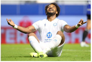 Ghi bàn “như súng máy”, tiền đạo Nguyễn Xuân Son nói gì?