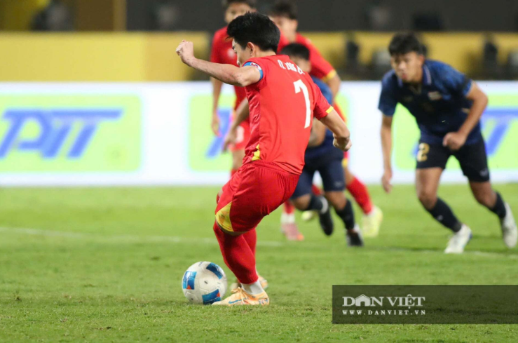 Lội ngược dòng không tưởng trước U22 Thái Lan, U22 Việt Nam giành HCV SEA Games 33