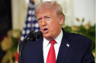 'Món quà' ông Trump chuẩn bị cho Moscow