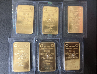 Giá vàng hôm nay (26/12): SJC và vàng nhẫn giảm mạnh 3 triệu đồng/lượng sau đà tăng 