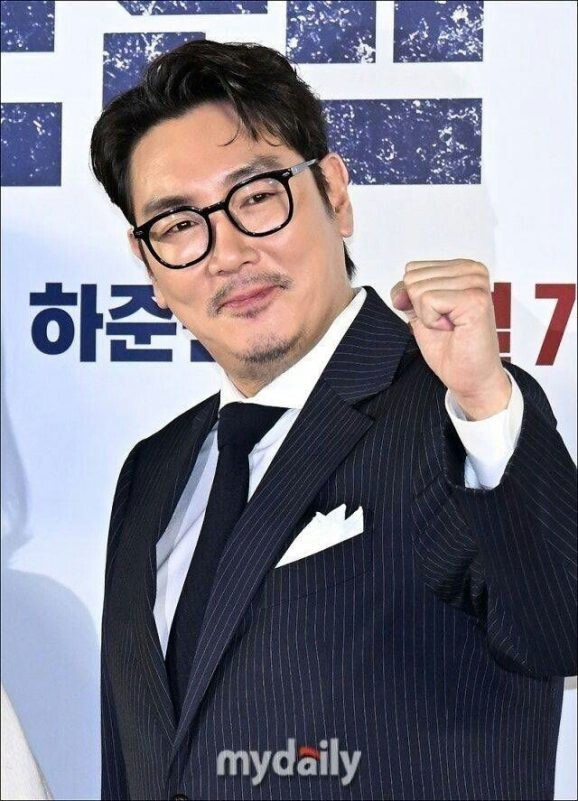 Kim Soo Hyun lọt top nam diễn viên nổi tiếng bị ghét nhất năm 2025