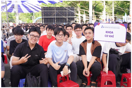 Tuyển sinh đại học 2026: Lưu ý với thay đổi về tổ hợp xét tuyển