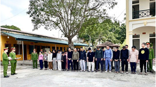 Triệt phá đường dây lừa đảo với 1.000 bị hại