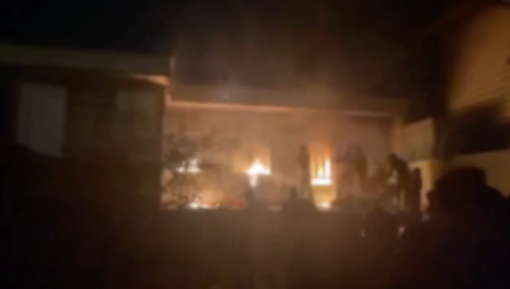 Iran thừa nhận biểu tình đã biến thành bạo loạn, người biểu tình đe dọa lãnh tụ tối cao