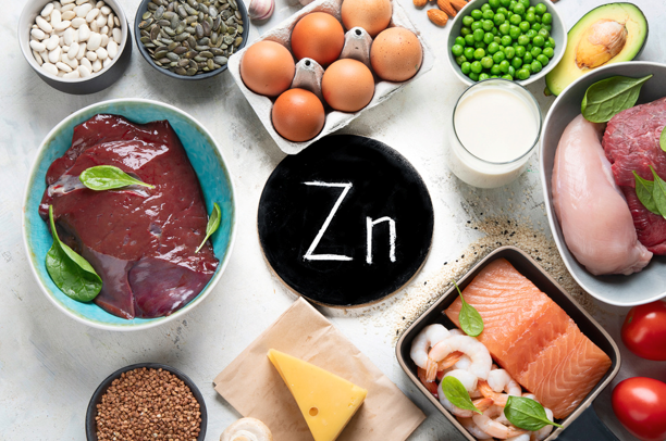 Bổ sung kẽm cho nam giới: Những lý do bất ngờ và cách dùng đúng