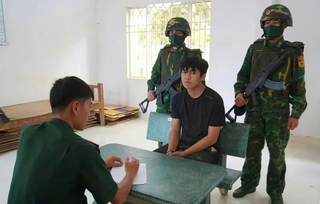 Khởi tố đối tượng tổ chức xuất cảnh trái phép cho 2 người Trung Quốc