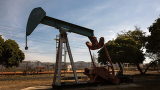 Ông Trump: Mỹ sẽ kiểm soát 55% lượng dầu mỏ thế giới