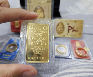 Giá vàng hôm nay (12/1): Vàng SJC tăng 7 triệu đồng/lượng sau 1 tuần, thế giới lập 