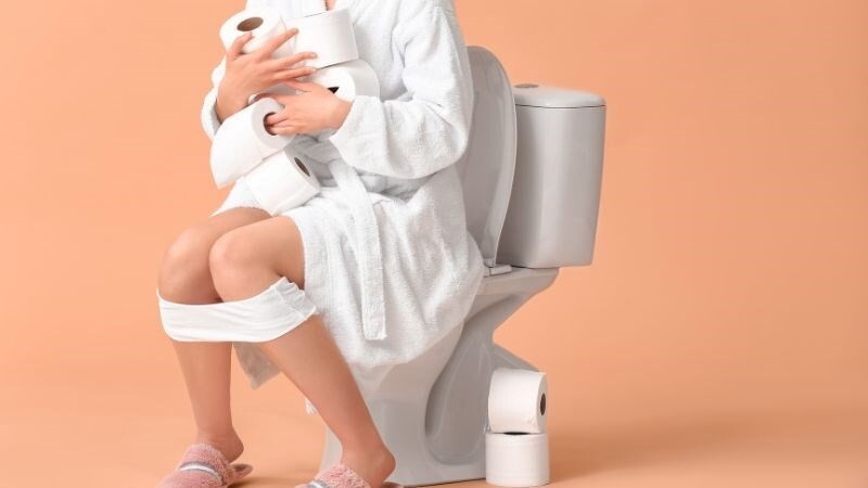 Giải đáp: Tiêu chảy kéo dài là dấu hiệu bệnh gì, có nguy hiểm không?