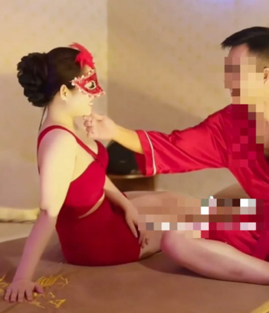 Clip "Tình yêu ba người" gây bão TikTok: Cảnh báo nội dung câu view lệch chuẩn, phản cảm