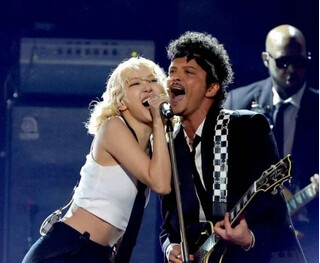 Rosé (BLACKPINK) trắng tay tại Grammy 2026